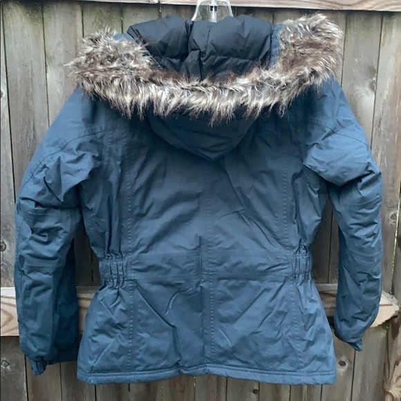 The North Face XS goose down filled hooded coat. - Picture 8 of 9